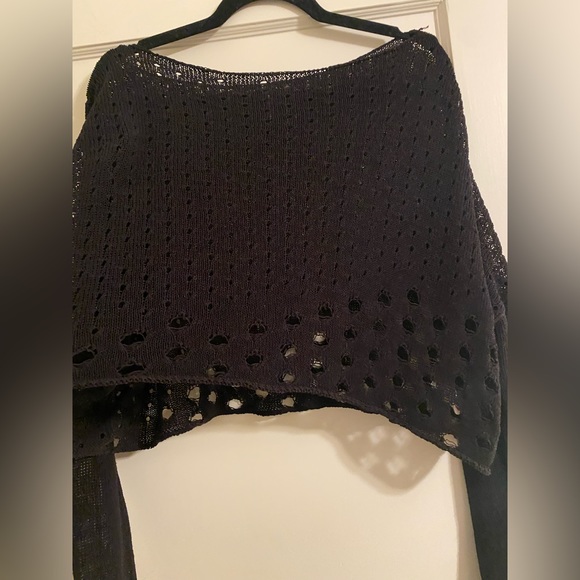Sarah Pacini, one size, sheer knit crop sweater - Picture 2 of 9